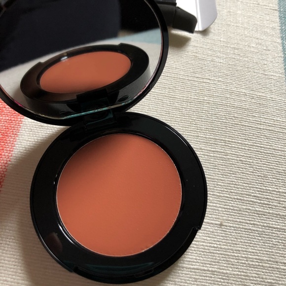 BE PRETTY Box - Picture 5 of 8